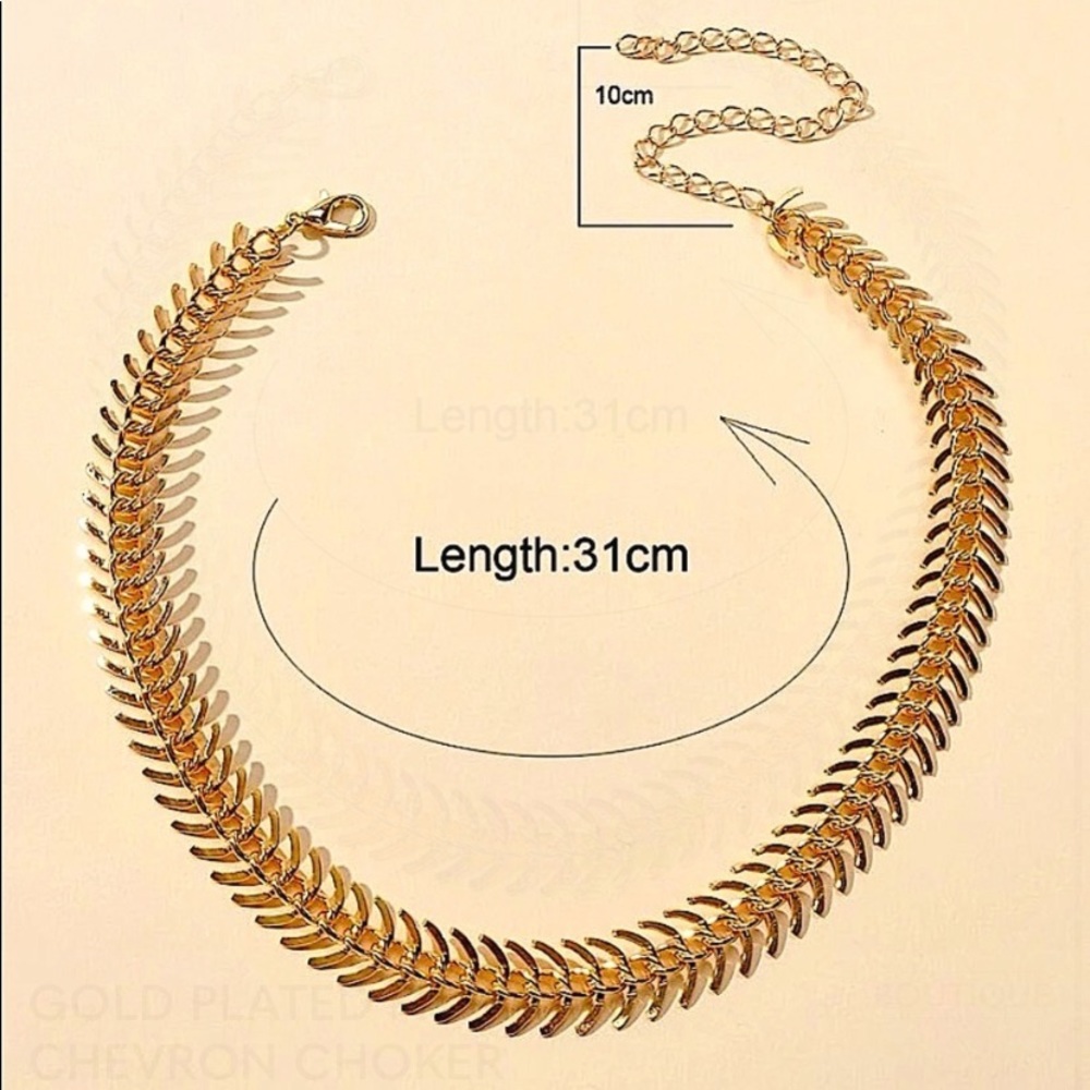 GOLD PLATED FISHBONE CHEVRON CHOKER - Picture 4 of 4